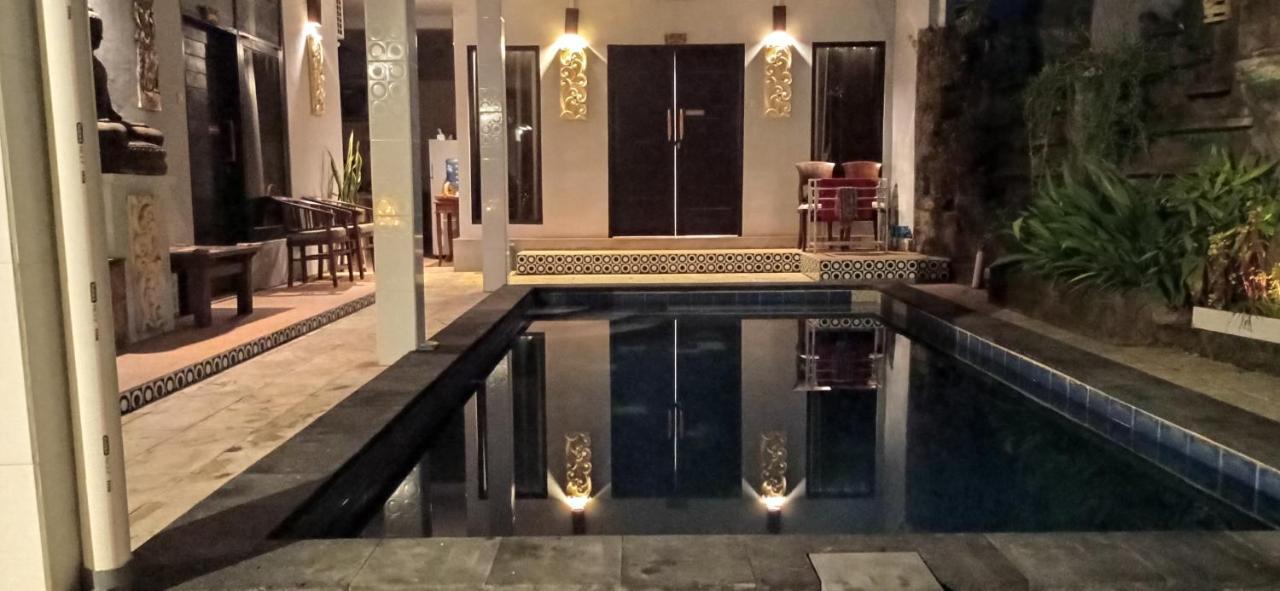 Khrisna Sunrise Homestay Tulamben Esterno foto