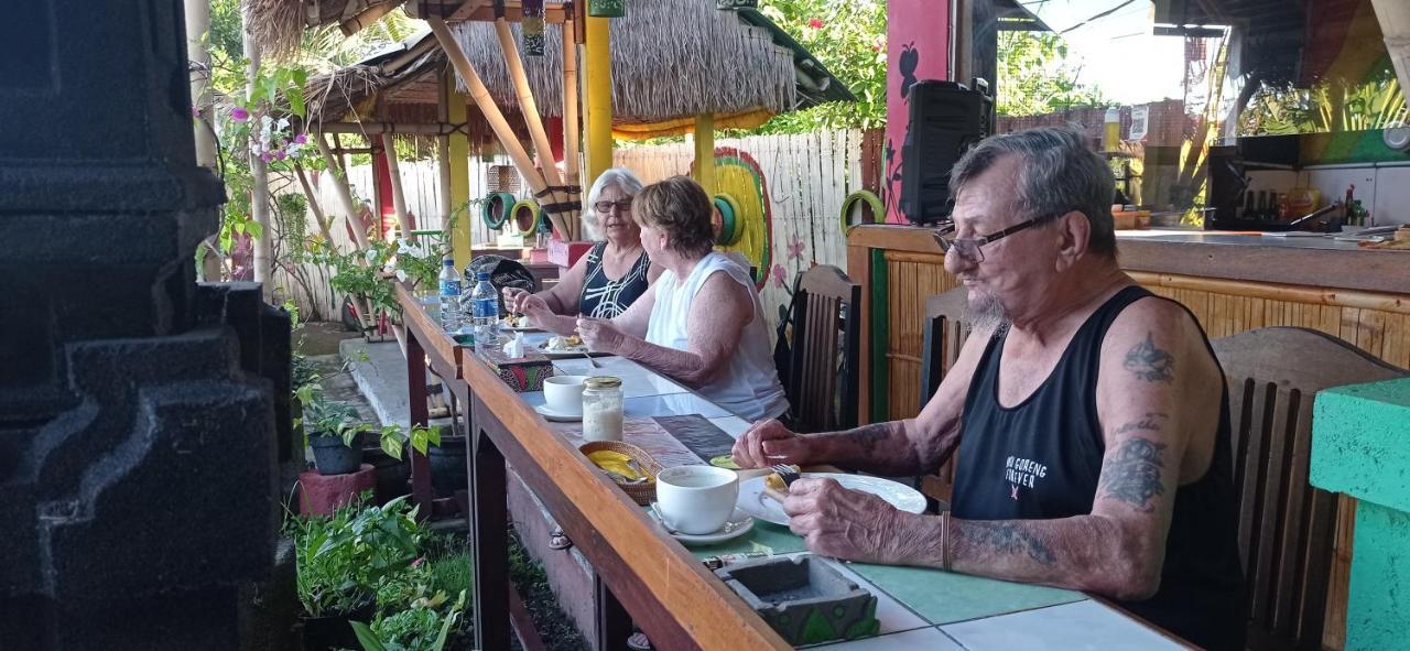 Khrisna Sunrise Homestay Tulamben Esterno foto