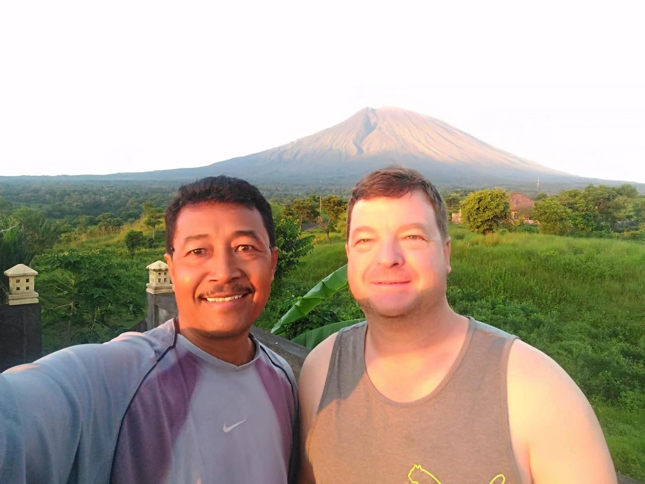 Khrisna Sunrise Homestay Tulamben Esterno foto