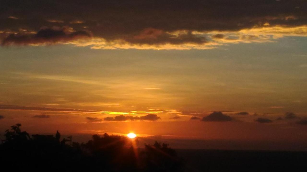 Khrisna Sunrise Homestay Tulamben Esterno foto