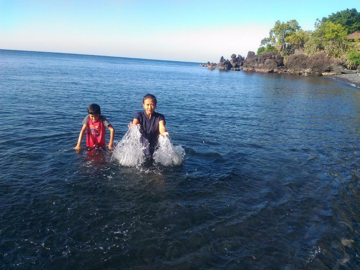 Khrisna Sunrise Homestay Tulamben Esterno foto